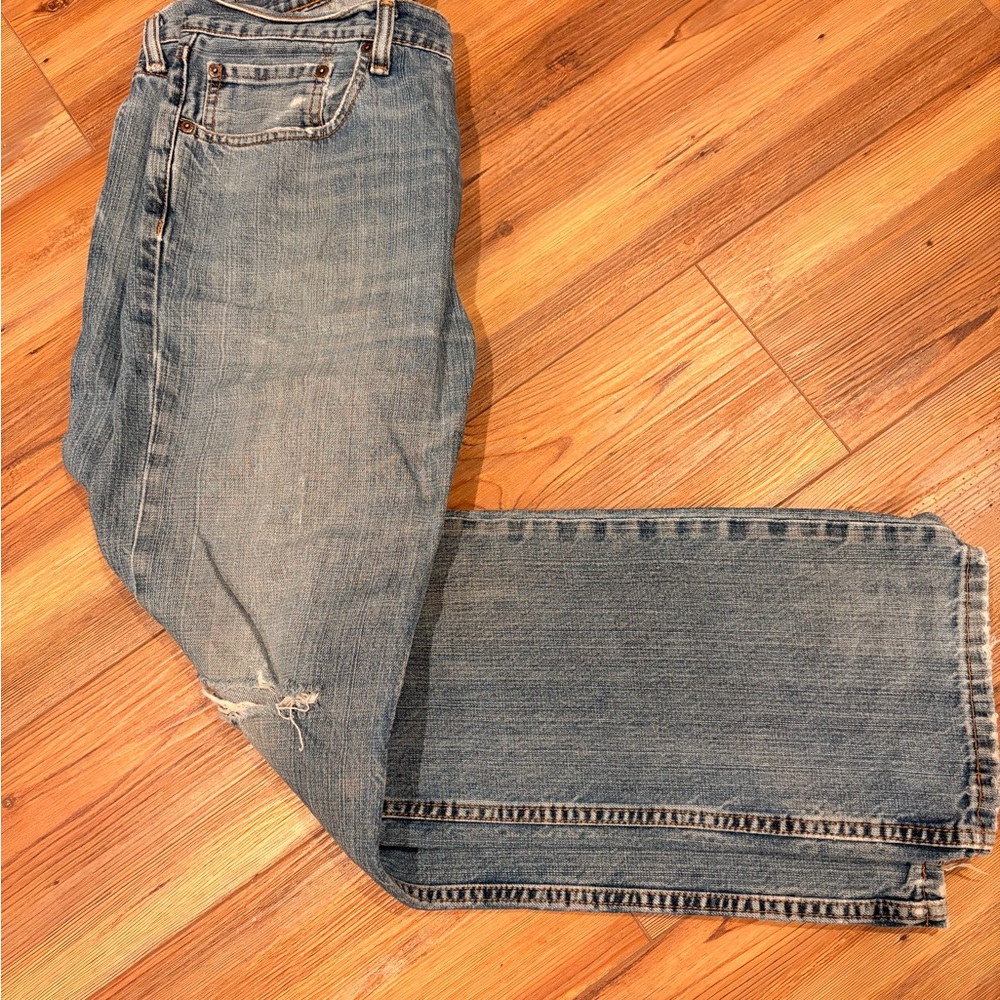 Vintage Y2K Levi's 559 Natural Distressed Relaxed Fit Light Blue Jeans